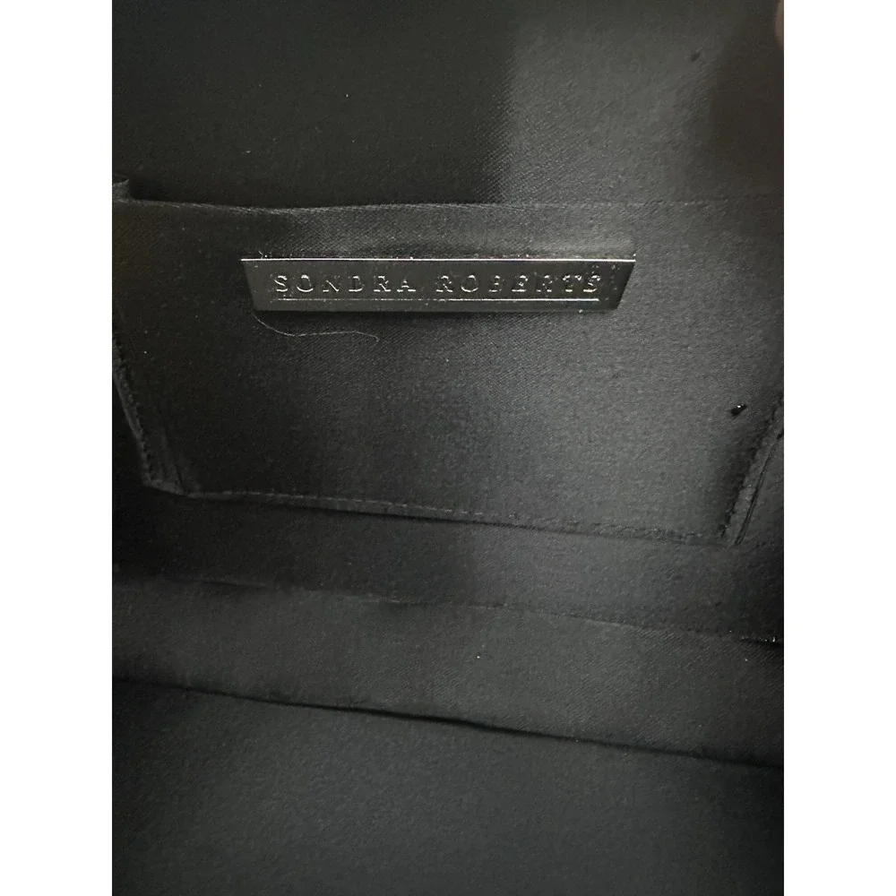 Sondra Roberts Metallic‎ Evening Clutch Bag Silver Chain Strap